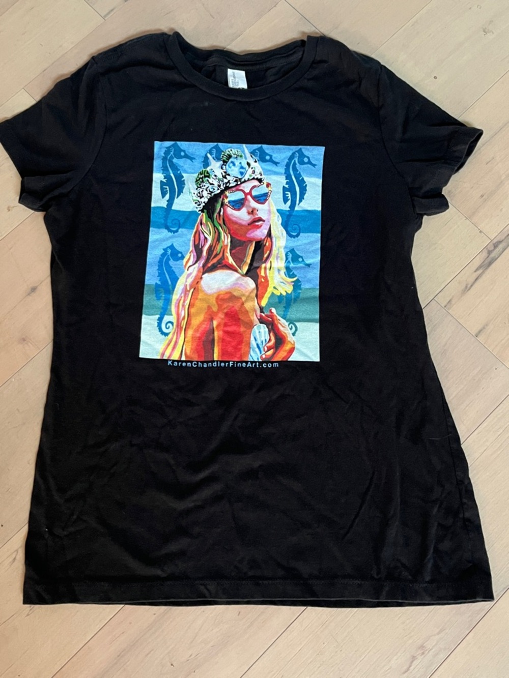 Karen Chandler Fine Art Black T-shirt! Size M